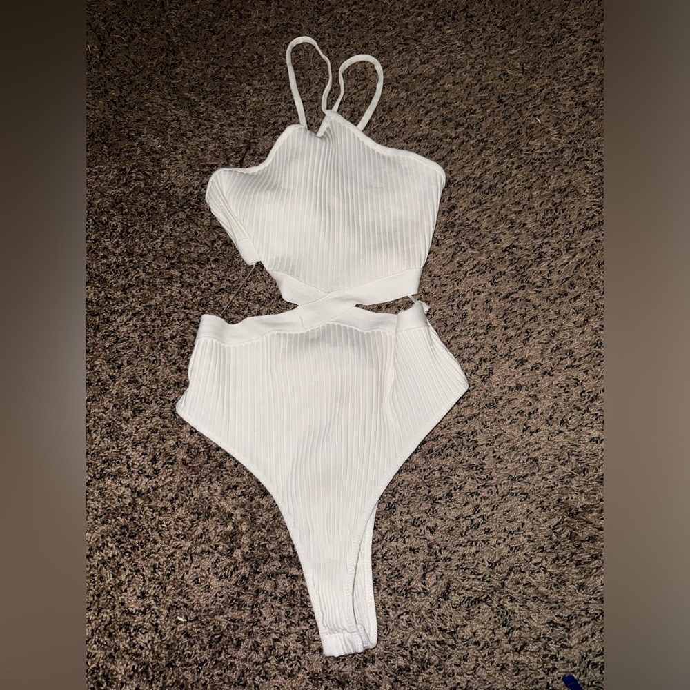 White Zara cutout body suit